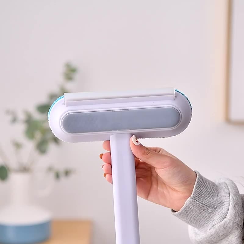 The Ultimate 4-in-1 Pet Hair & Screen Cleaning Powerhouse!